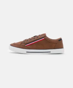 Pier One Uomo Sneakers Basse - Cognac