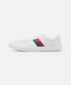 Pier One UNISEX - Sneakers Basse - White